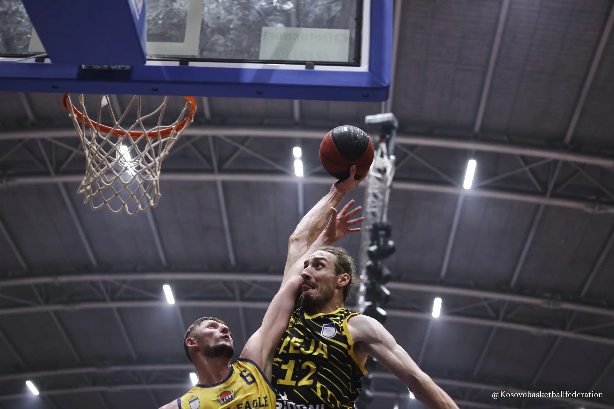 Pamje nga ndeshja Golden Eagle Ylli-Peja